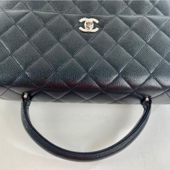 Chanel Caviar Leather Top Handle Flap Bag with SHW in Black - Picture 5 of 13
